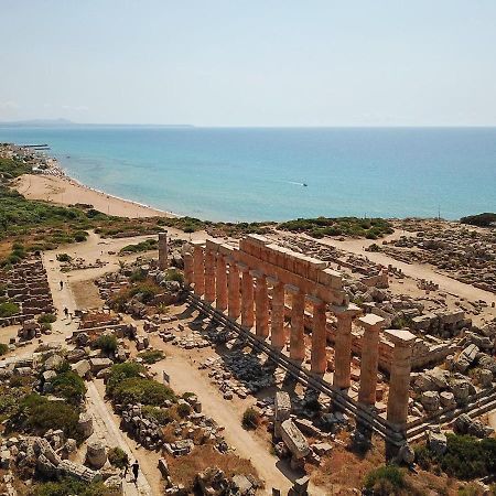 Villa II Templi greci II Casa con patio e barbecue a 200m dal mare Triscina Esterno foto